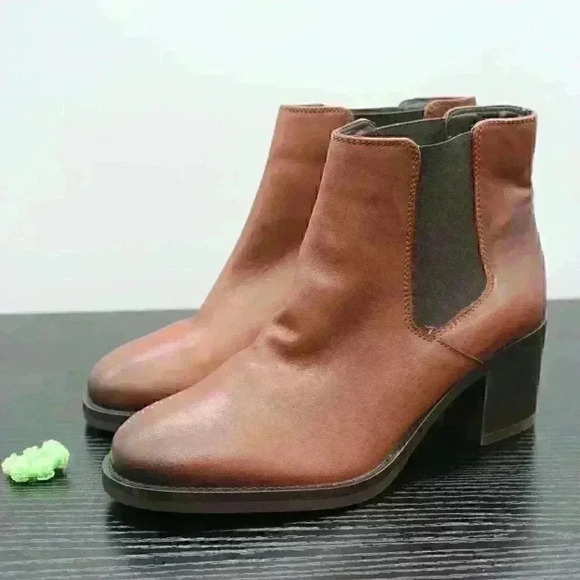 Clarks Mascarpone Bay Brown Leather Ankle Boots - Picture 3 of 12